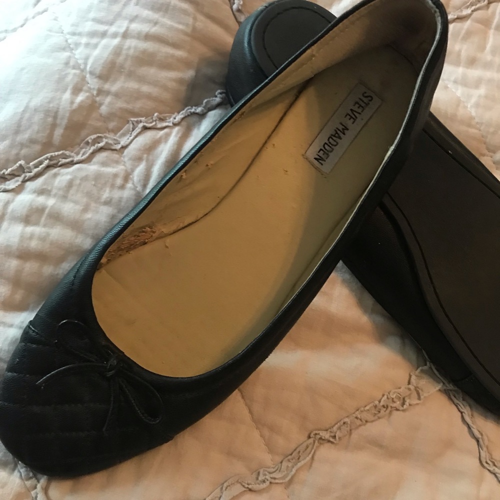 Shoes - Picture 3 of 6